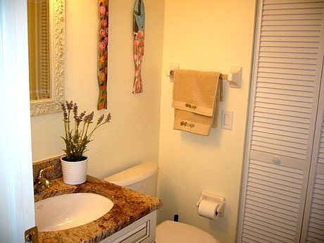 4th image of 8756 Live Oak Ct