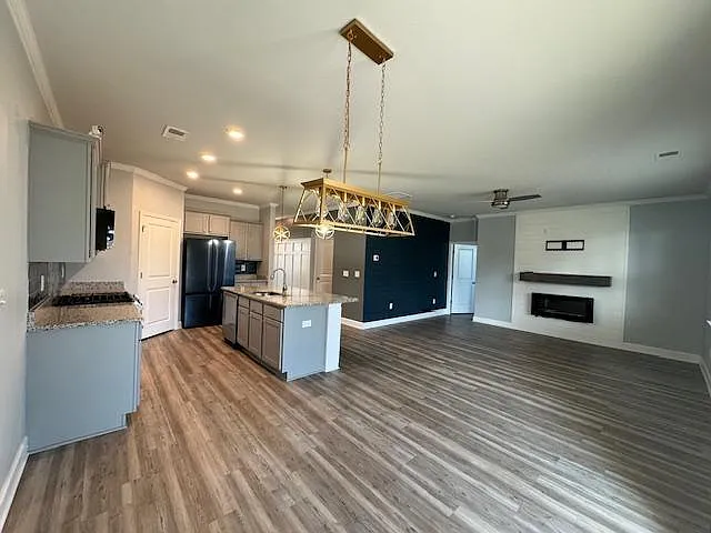 920 Laurens Mill Dr — Photo 4