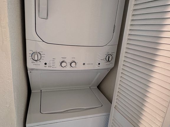 2nd image of 95-802 Wikao St APT R102