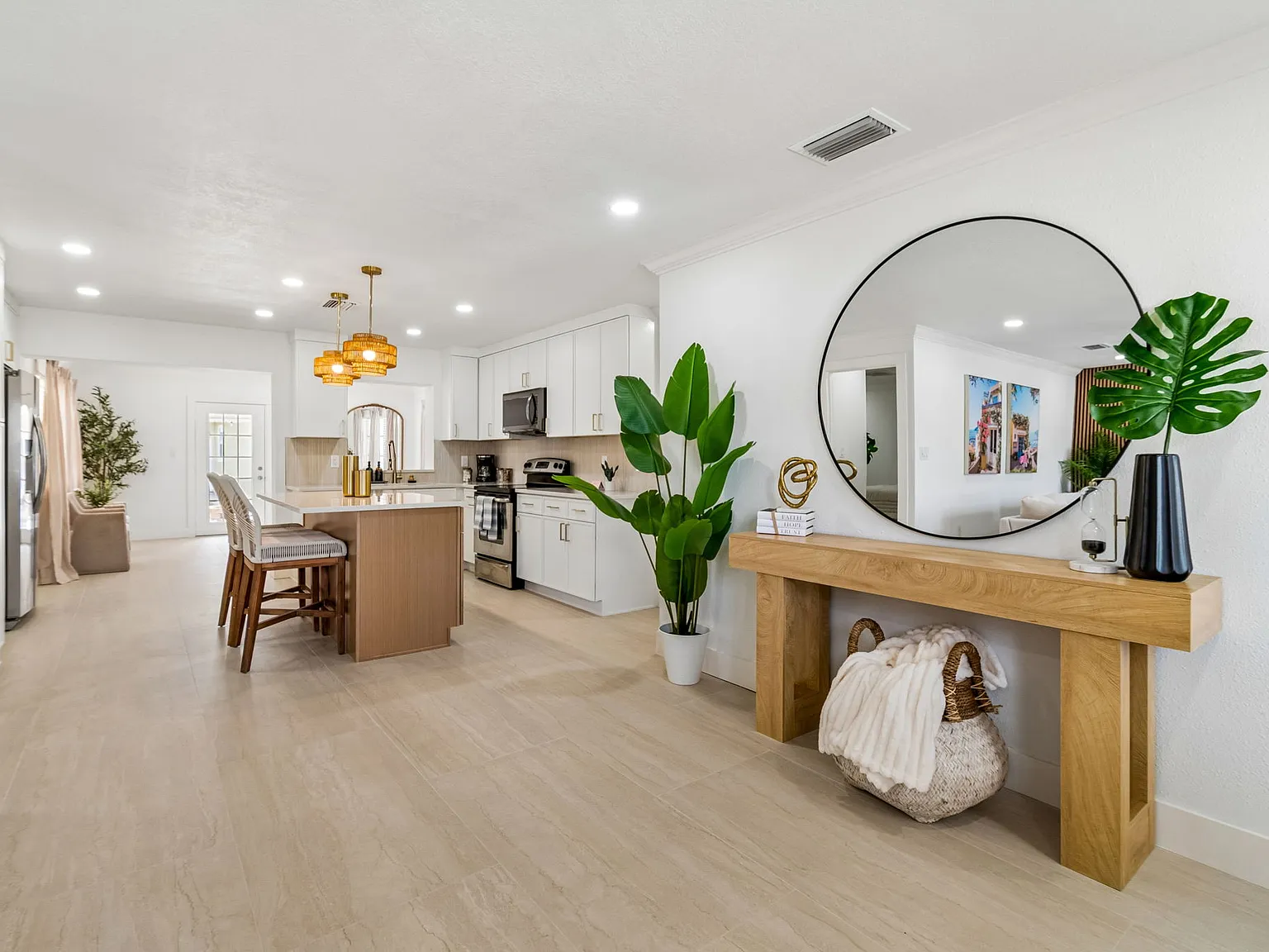7507 N Saint Peter Ave — Photo 4