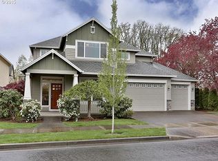 593 NE Caden Ave, Hillsboro, OR 97124