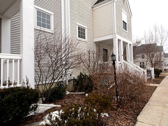 4th image of 3212 Cardinal Dr