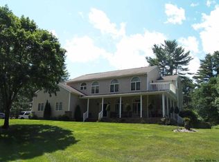 120 Edie Rd, Saratoga Springs, NY 12866