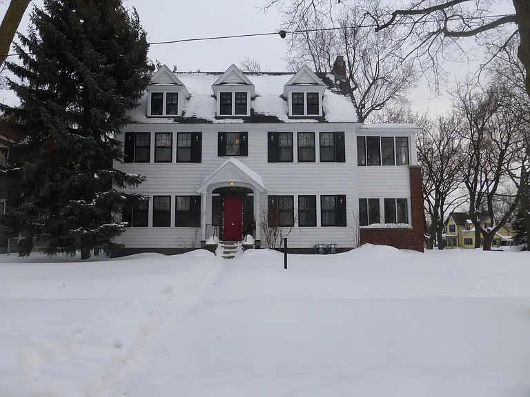 1011 Worden St SE — Photo 7