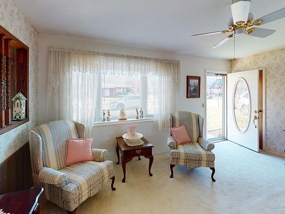 2nd image of 110 Steiner Blvd