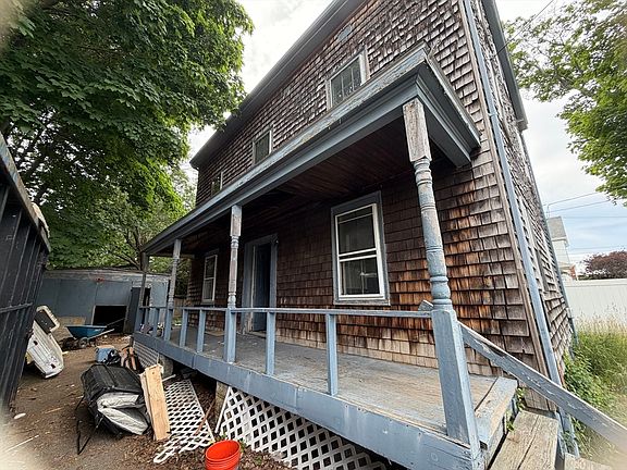2nd image of 19 Swampscott Ave