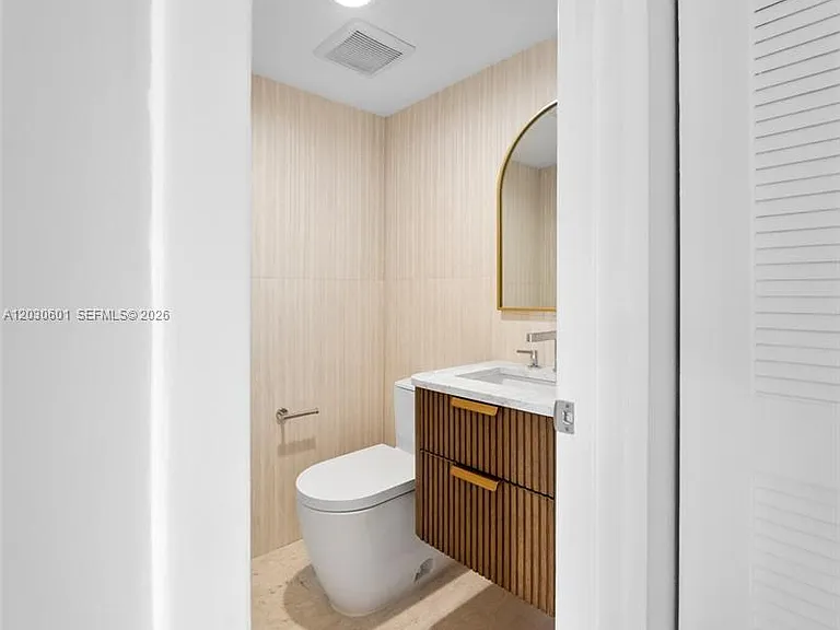 1610 Lenox Ave #316 — Photo 19