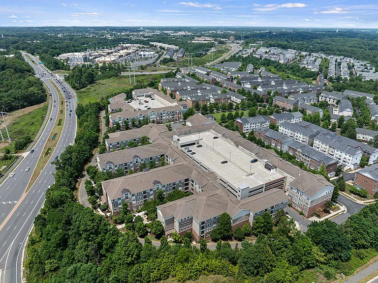 The Enclave at Potomac Club — Photo 1