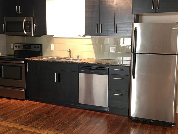 3rd image of 265 S Monroe Ave #265