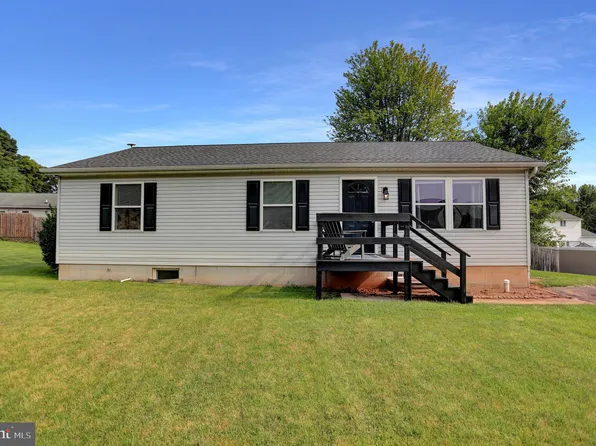25 Delaware Dr, York Haven, PA 17370