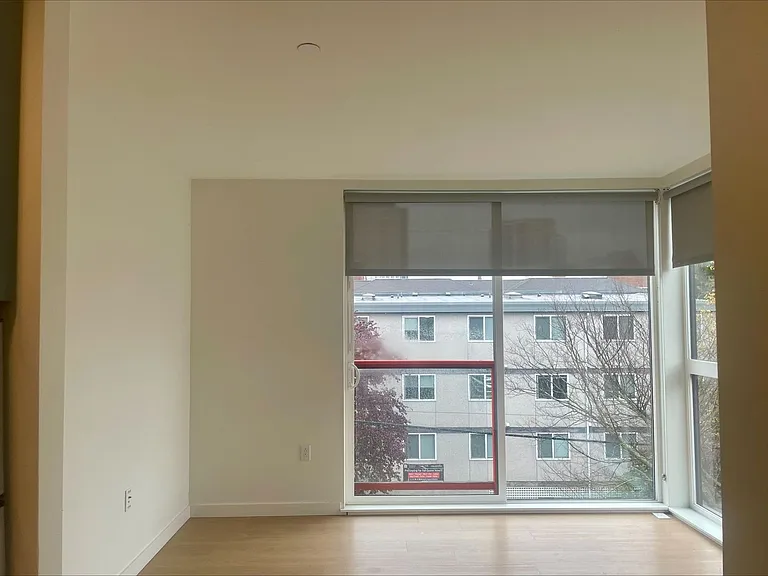 Sora Apartments — Photo 10