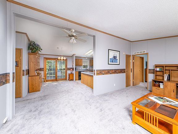 5th image of 17940 Myrberg Dr