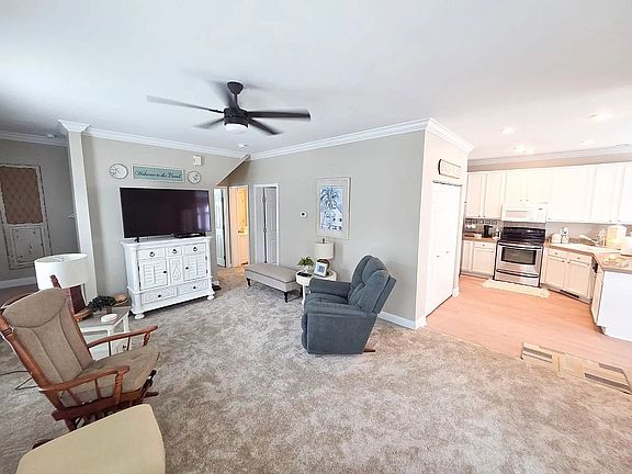5th image of 5901 S Kings Hwy #8034