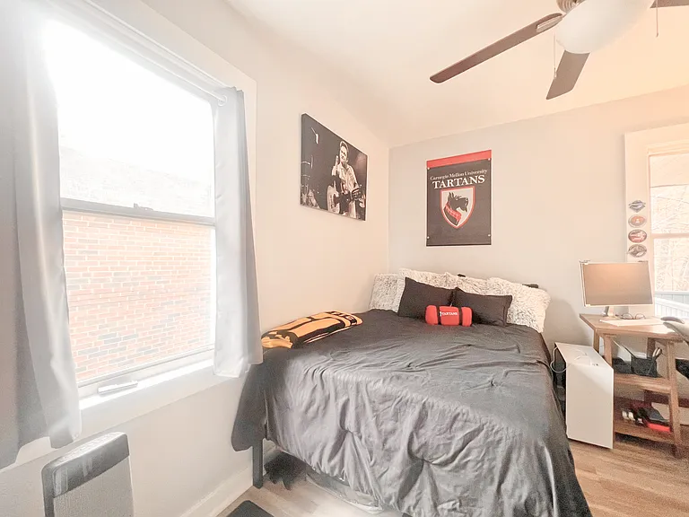 5737 Hobart St #5 — Photo 14