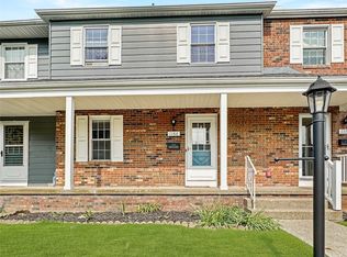 1166 Appletree Ln, Erie, PA 16509