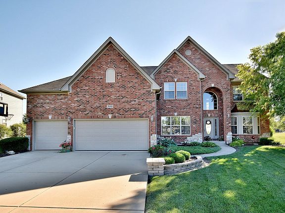 3rd image of 26810 Basswood Cir