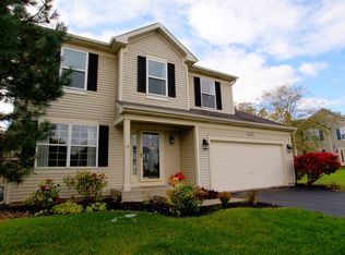 2637 Delaware Ln, Lindenhurst, IL 60046