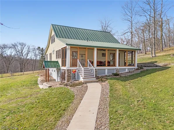 2210 Scroll Rd SW, Carrollton, OH 44615