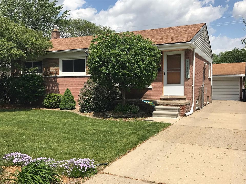 1st image of 32438 Avondale St