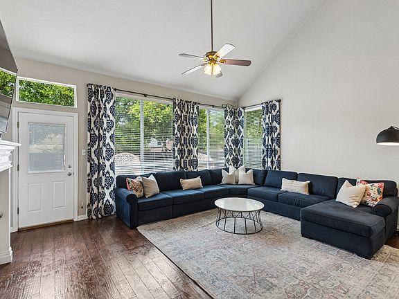 5th image of 517 Winding Ln