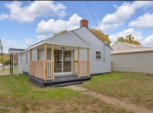 2601 Hawaii St, Kingsport, TN 37660