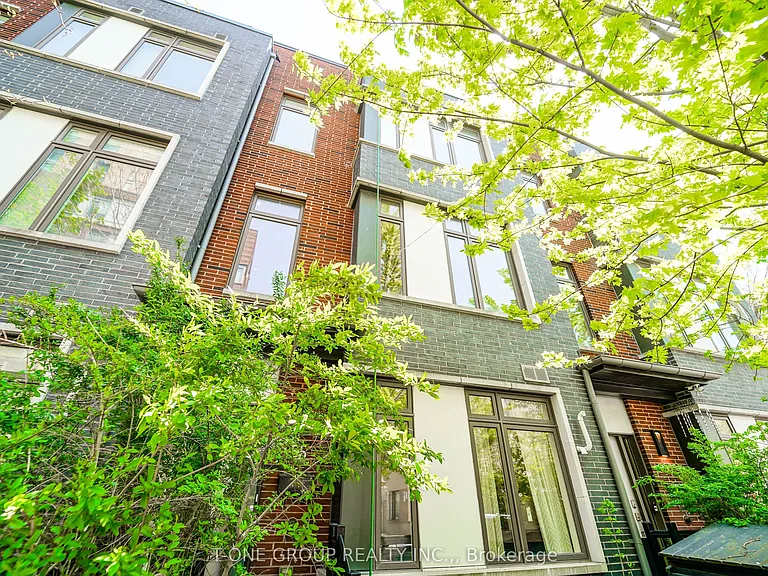 55 Sutton Ave — Photo 9