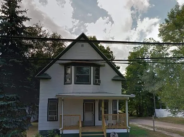 132 Middle St, Three Rivers, MI 49093