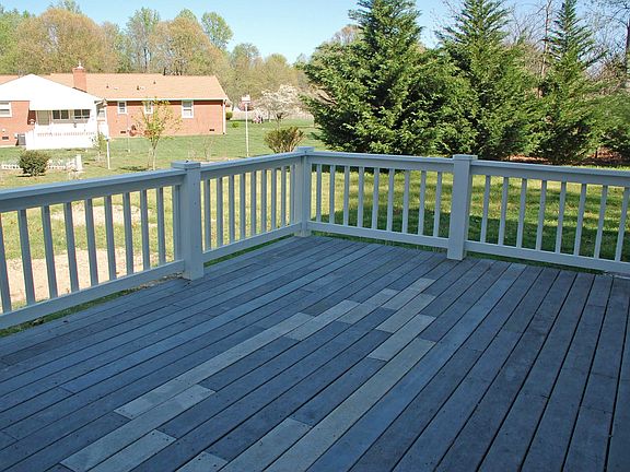 5th image of 9308 Blacksmith Ct
