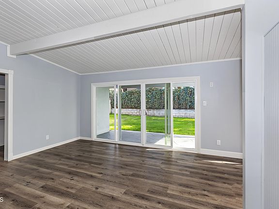 5th image of 5820 Glenfinnan Ave