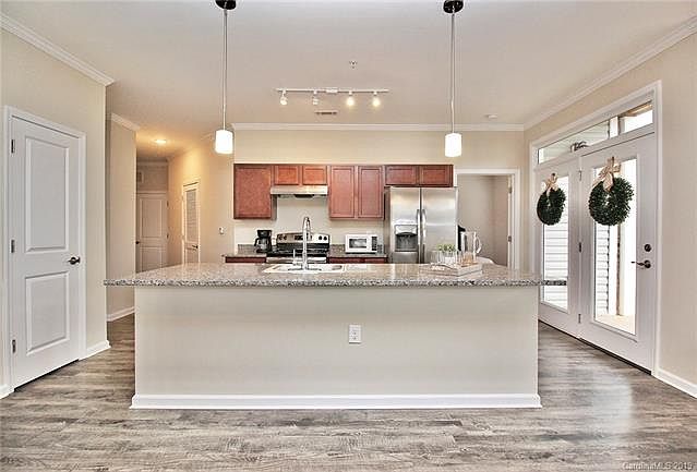 1st image of 107 Vincent Pl #204