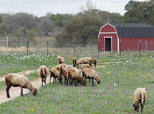 000 Web Rd, Somerset, TX 78069