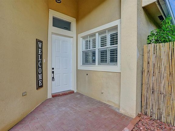 4th image of 5885 NW 121st Ter