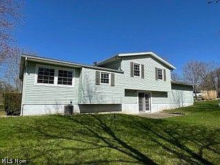 3rd image of 1310 Cricket Hill Ave SE