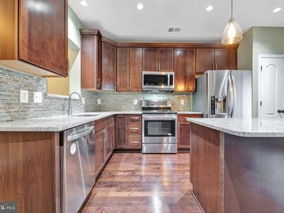 5502 Capital Gateway Dr #418, Suitland, MD, 20746