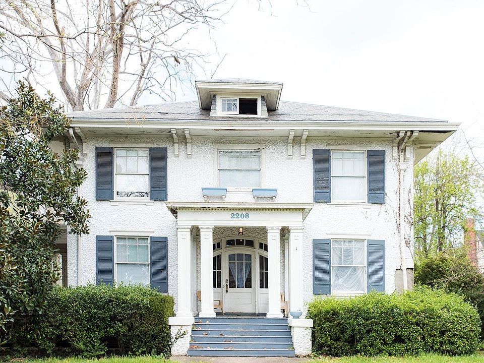 1st image of 2208 Rivermont Ave