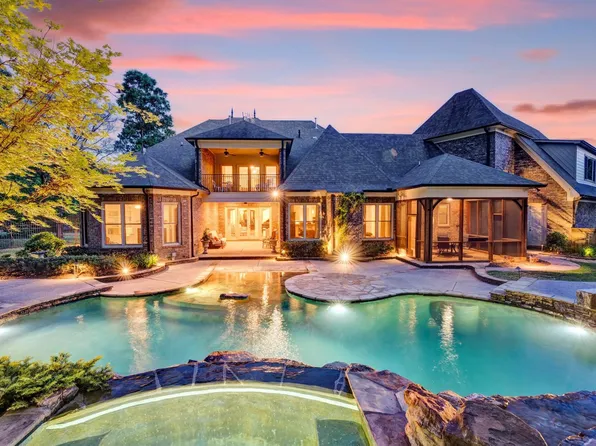 125 Greenbrier Lakes Cv, Piperton, TN 38017