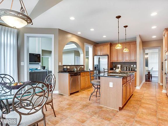 3rd image of 42806 Klondike Ct