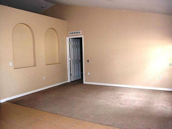 3rd image of 7645 Lake Andrea Cir