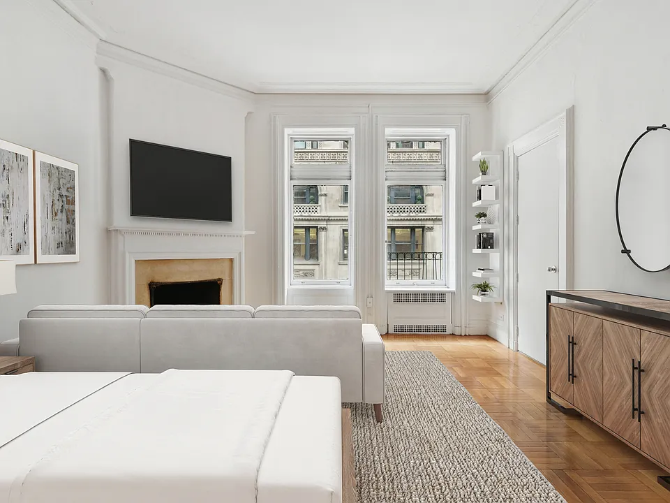 284 5th Ave #6D