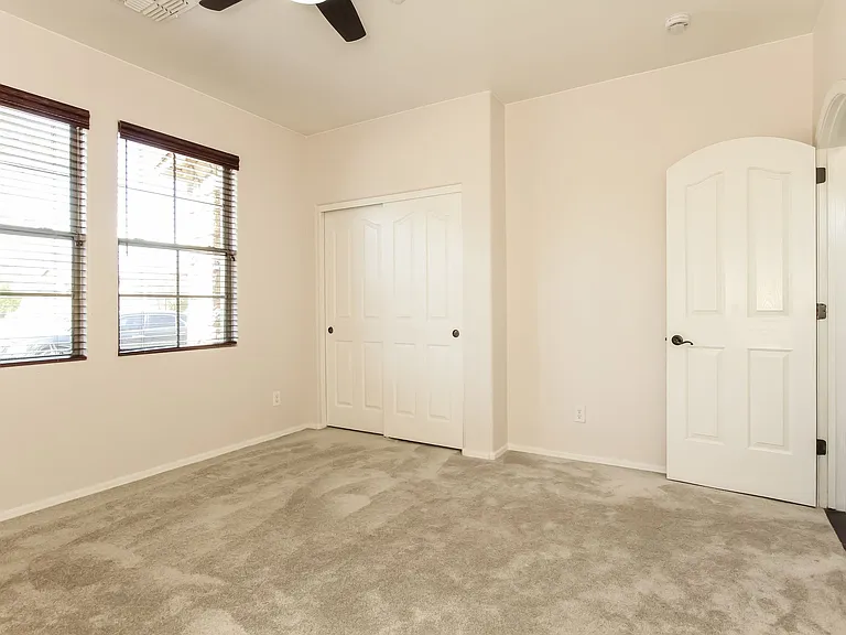 2433 W Horsetail Trl — Photo 26