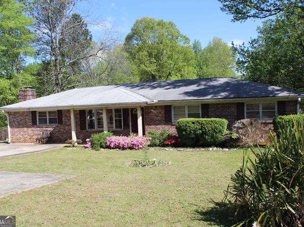 1646 Hurt Rd SW, Marietta, GA 30008