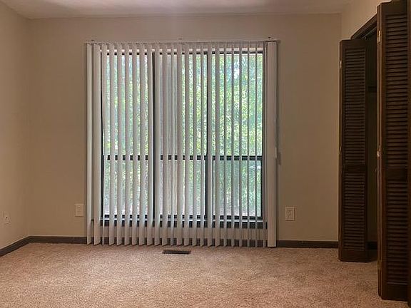 5th image of 2121 Corinne St