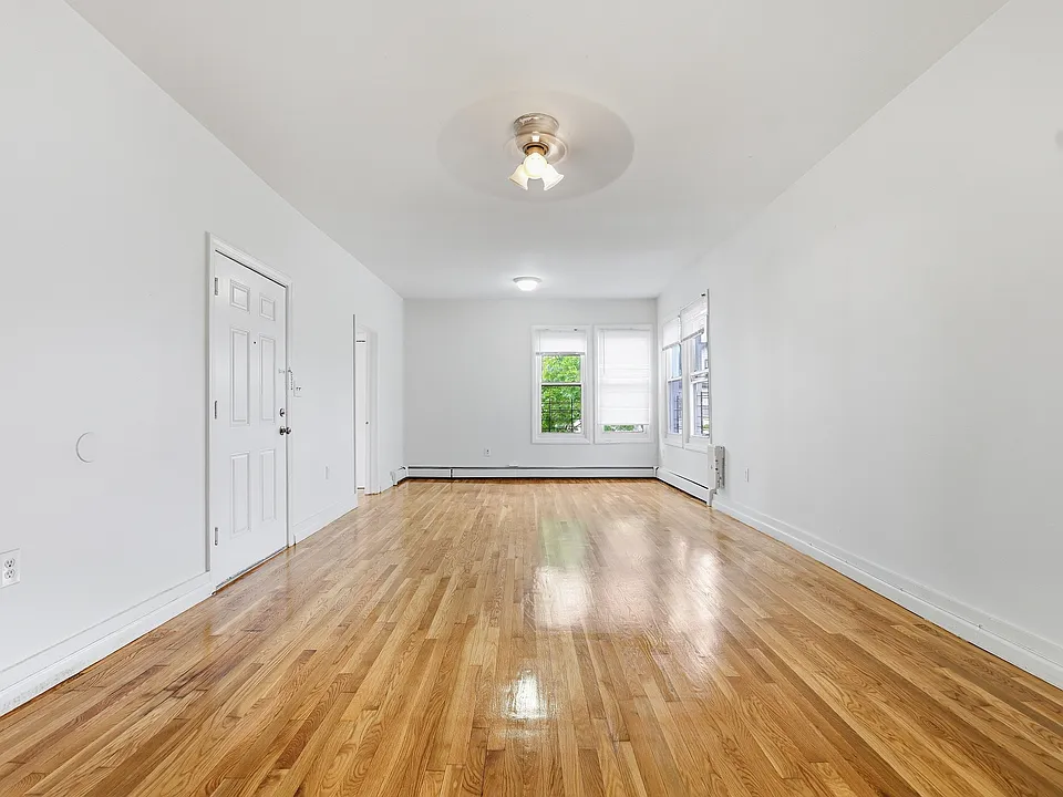 231-233 Renner Ave #2