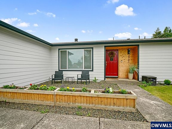 4th image of 4701 Siesta Ct SE