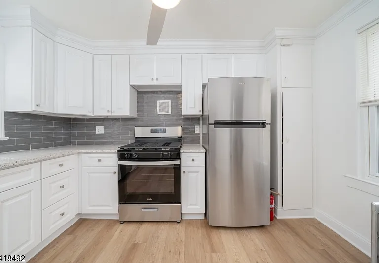 73 Park Ave — Photo 7