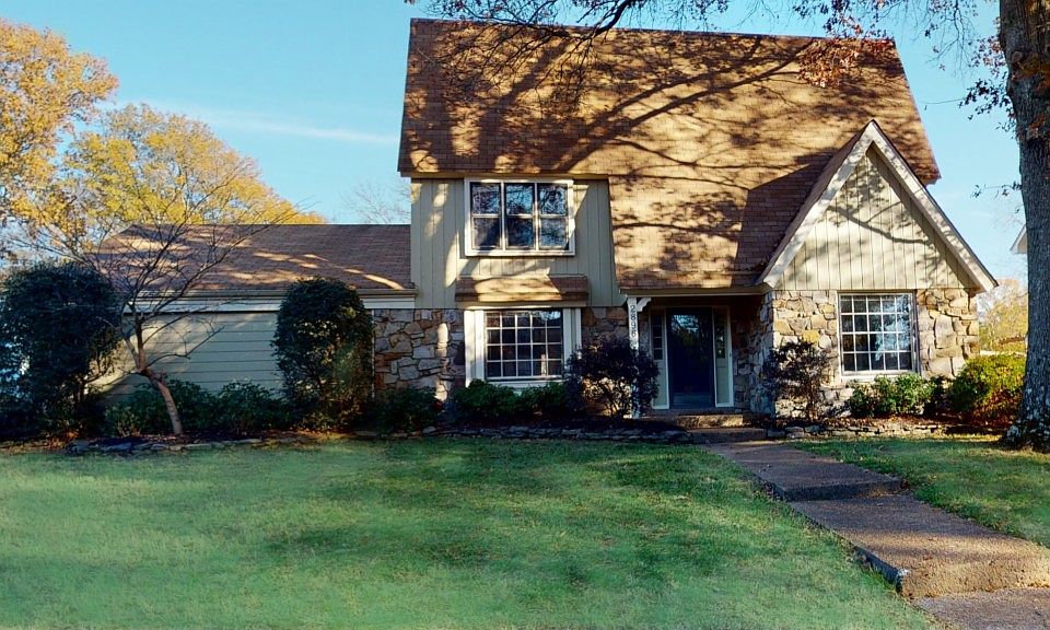 1st image of 2896 Cross Country Dr