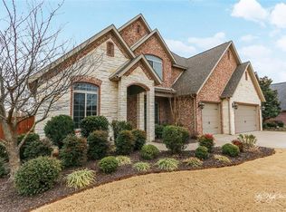 5001 SW Ridge Mont Rd, Bentonville, AR 72712