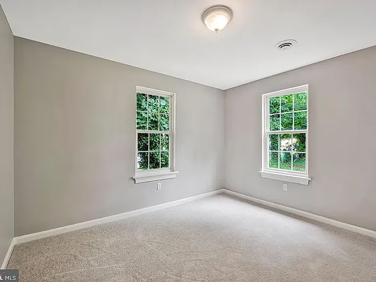 7508 Columbia Ave — Photo 22