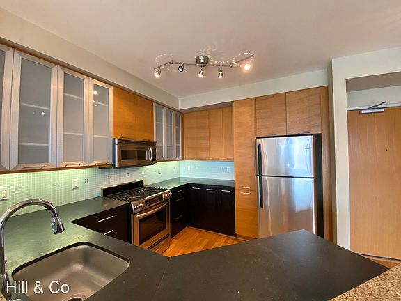 5th image of 188 Townsend St Unit 827