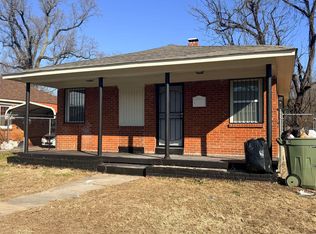 1304 Oak St, Memphis, TN 38106